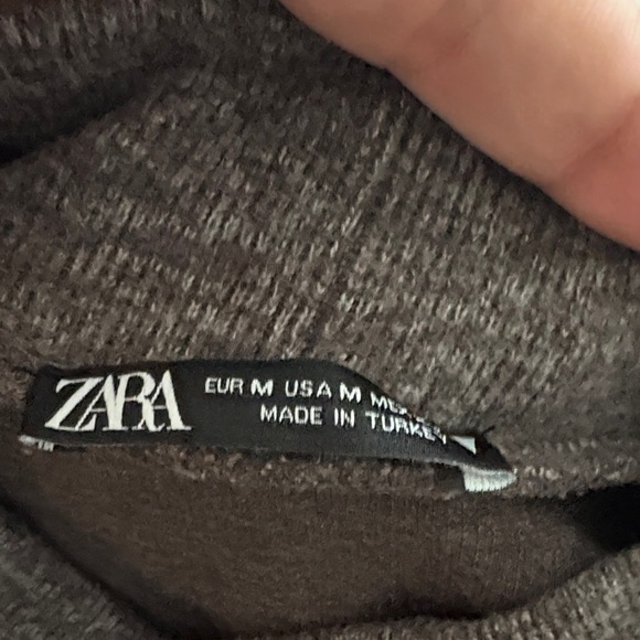 Zara Charcoal Knit Sweater - Picture 2 of 3